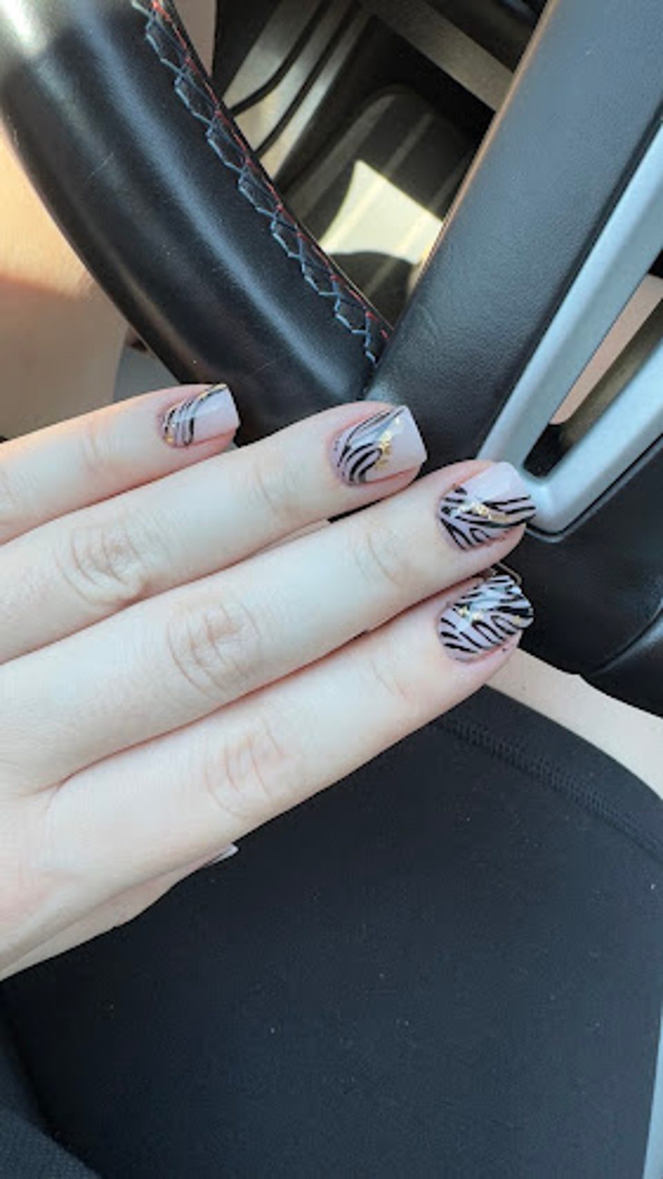 White Lemon Nails photo 1