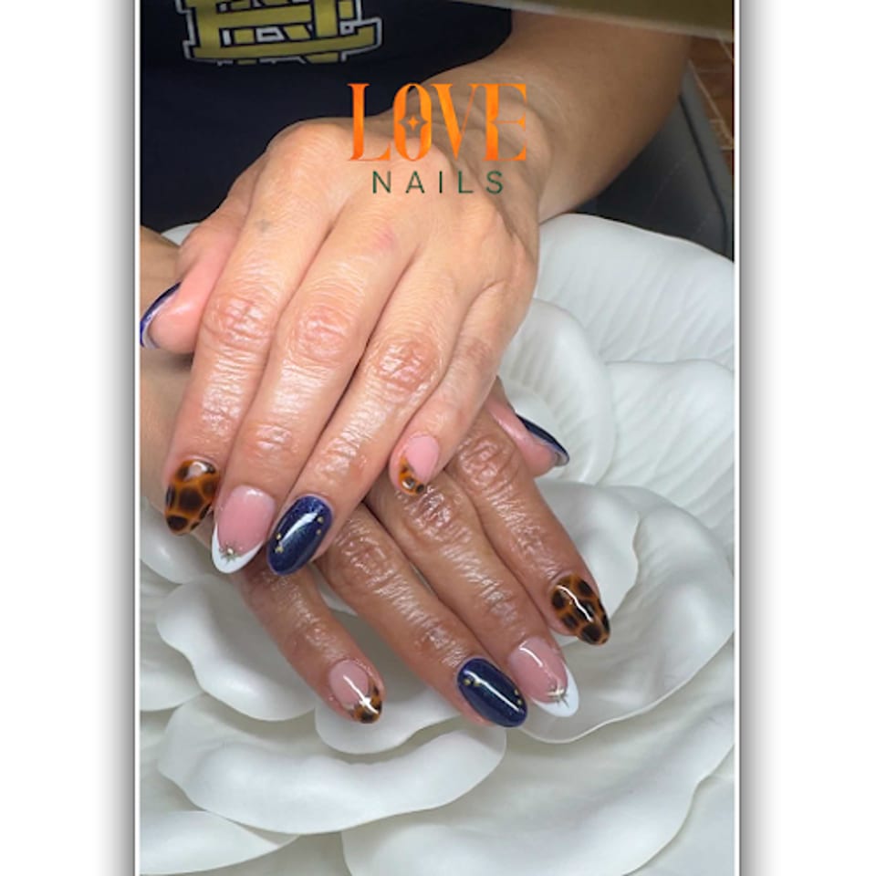LOVE Nails photo 1