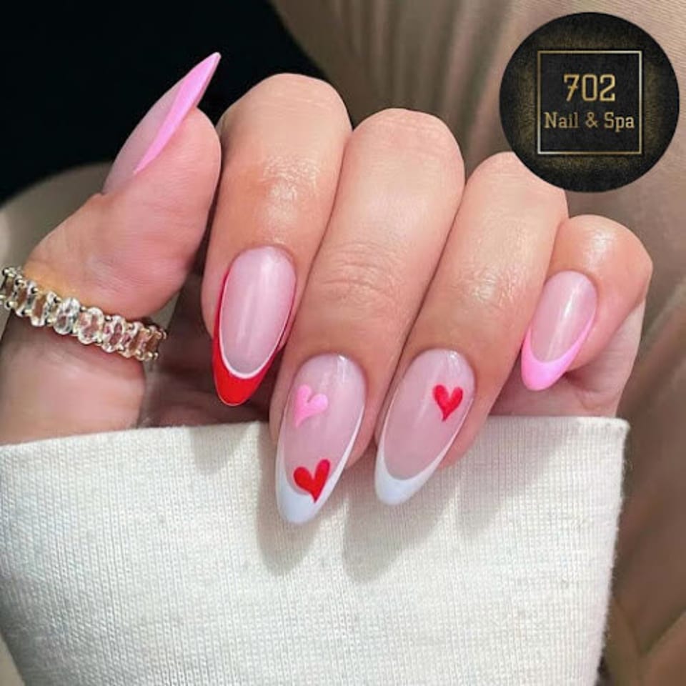 702 Nail Lounge photo 1