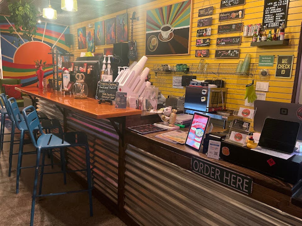 Retro House Coffee Bar & Asian Bistro photo 1