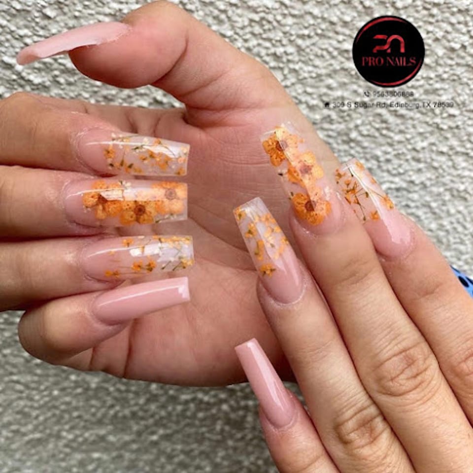 Pro Nails photo 1