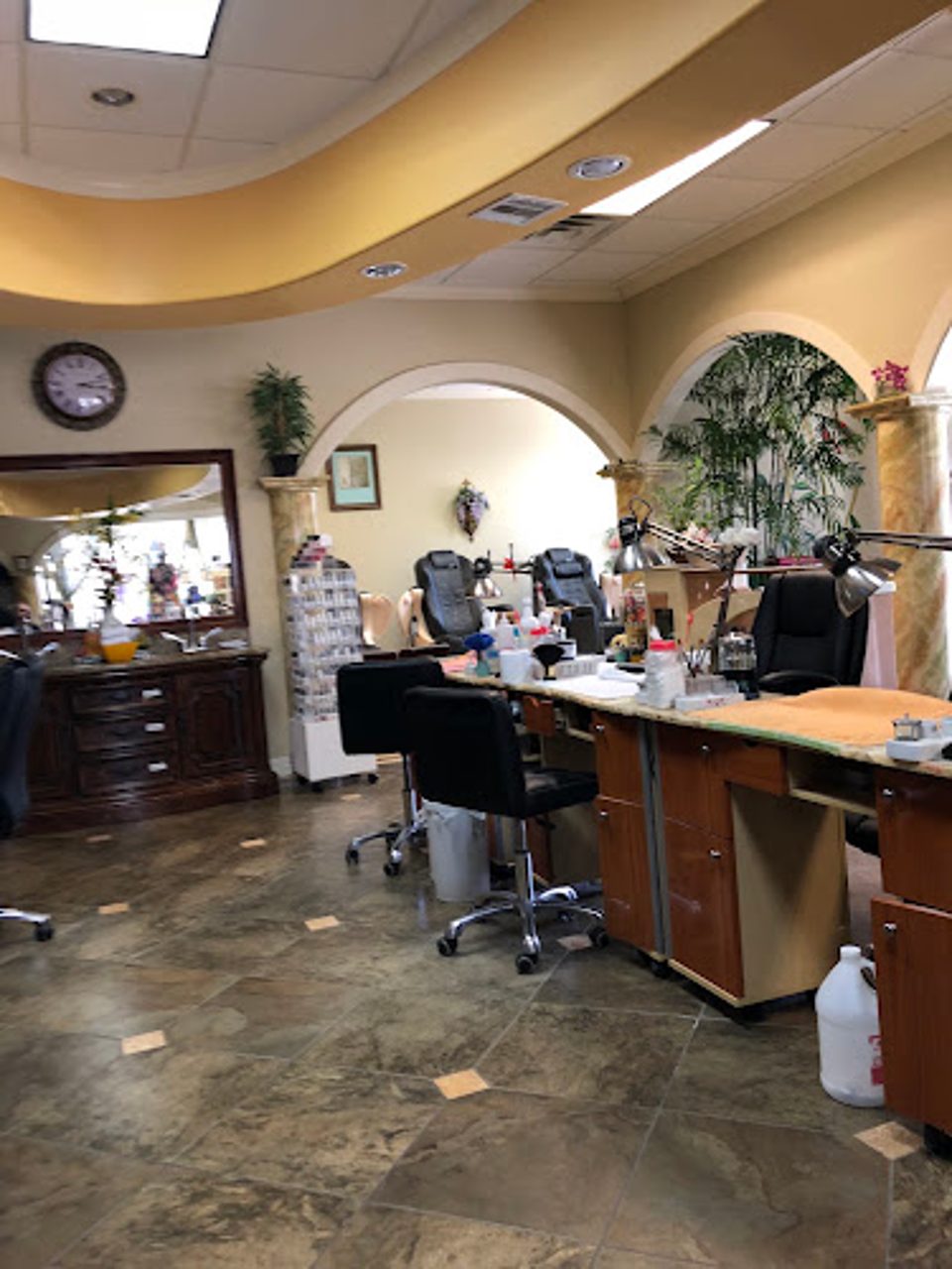 Heights Salon photo 1
