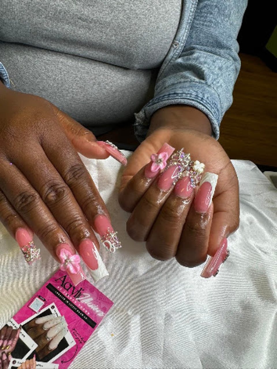 Acrylic Illusions Nail Bar photo 1