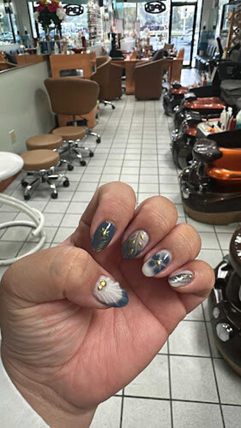 First Nails photo 1