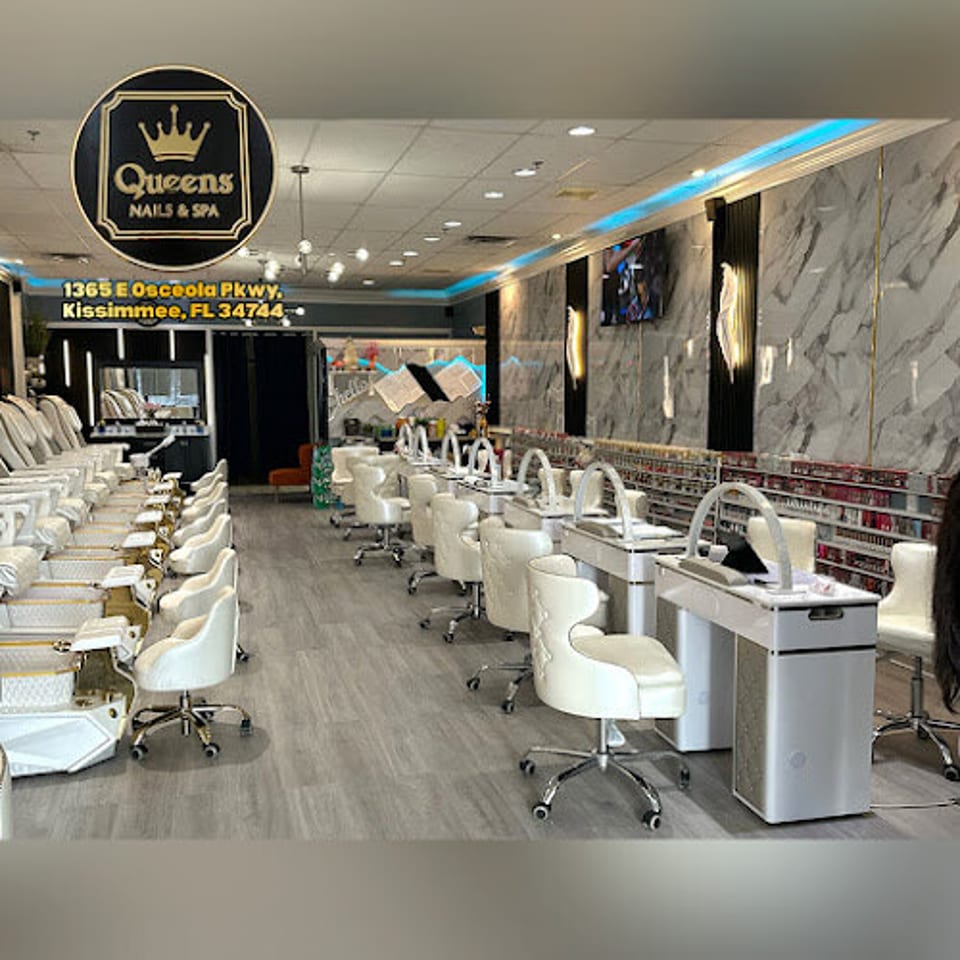 Queen’s Nails & Spa photo 1