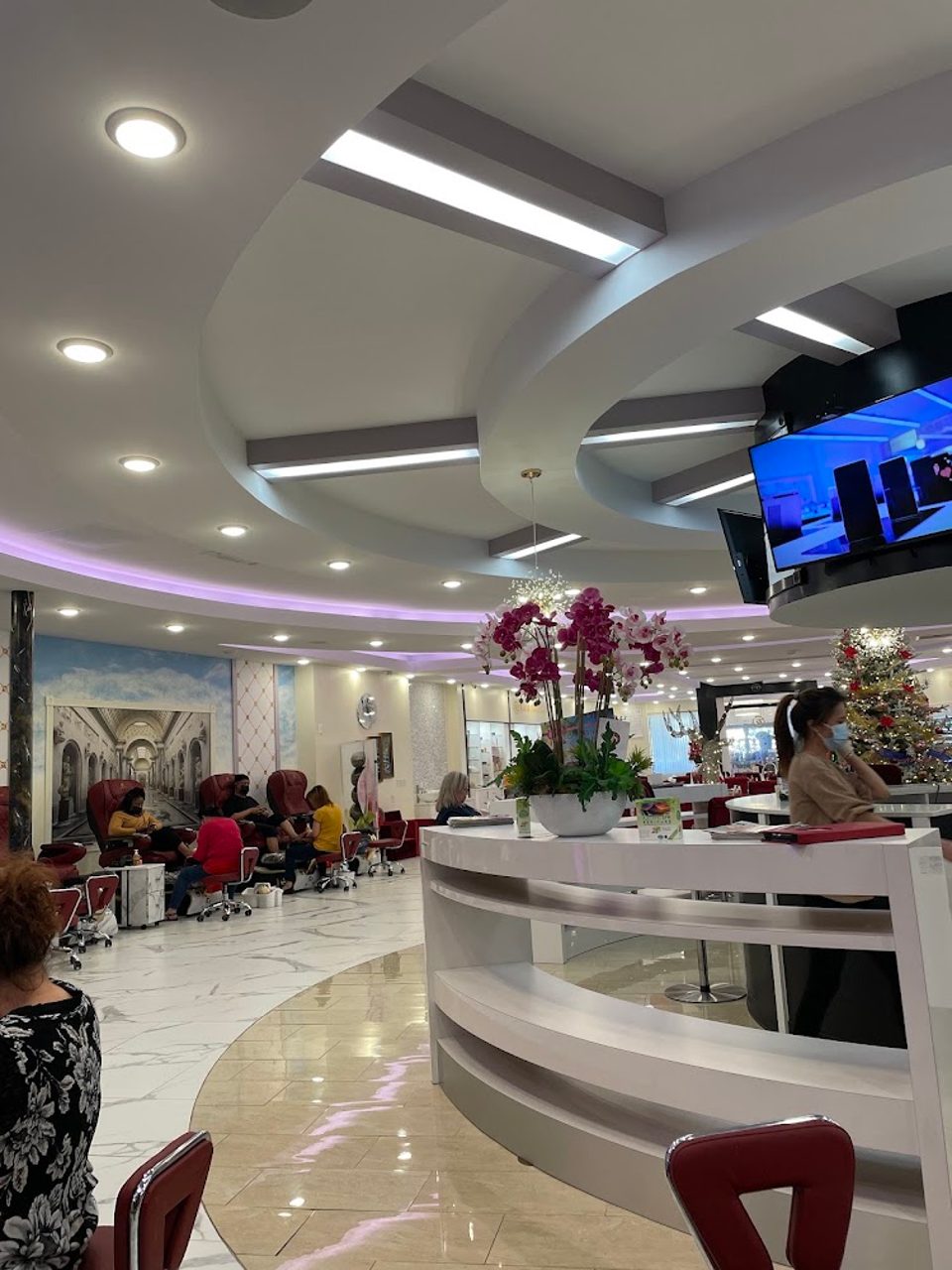 TL Nails and Spa Portsmouth photo 1