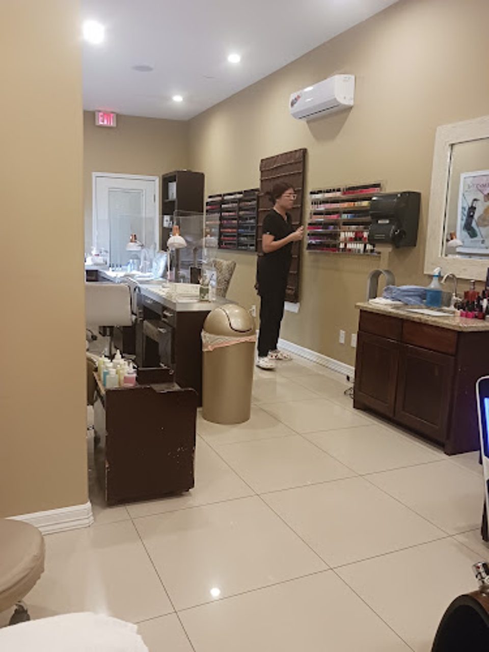 Desiree's Spa & Massage photo 1
