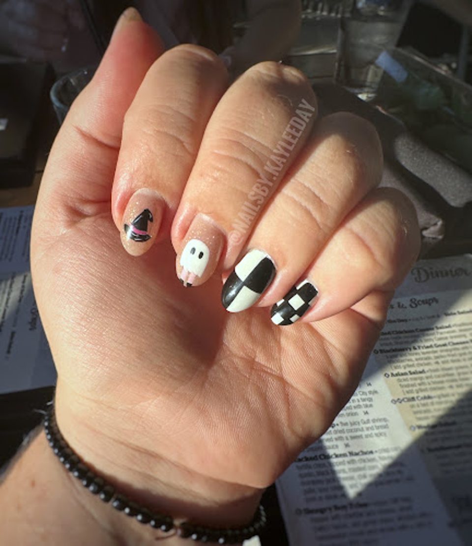 Salon 555 Nail Bar photo 1