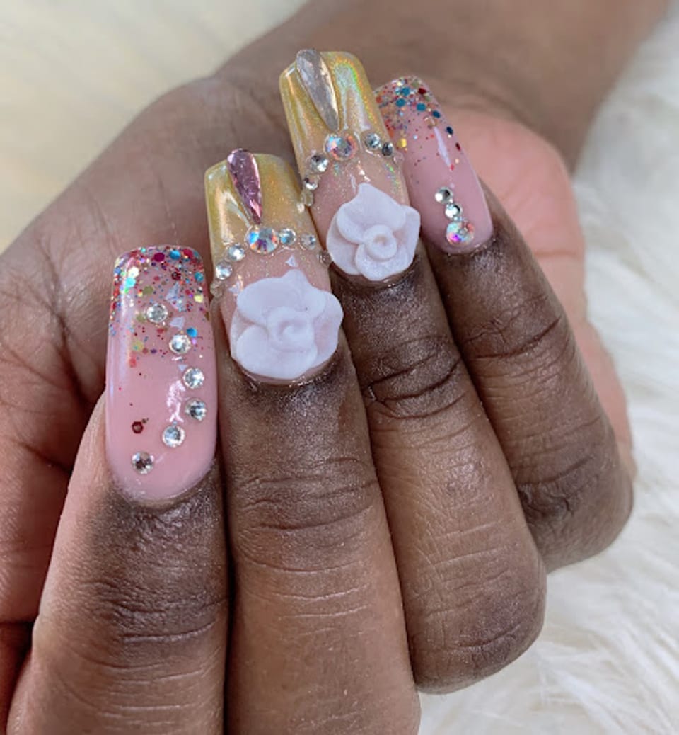 Jolie Nails photo 1