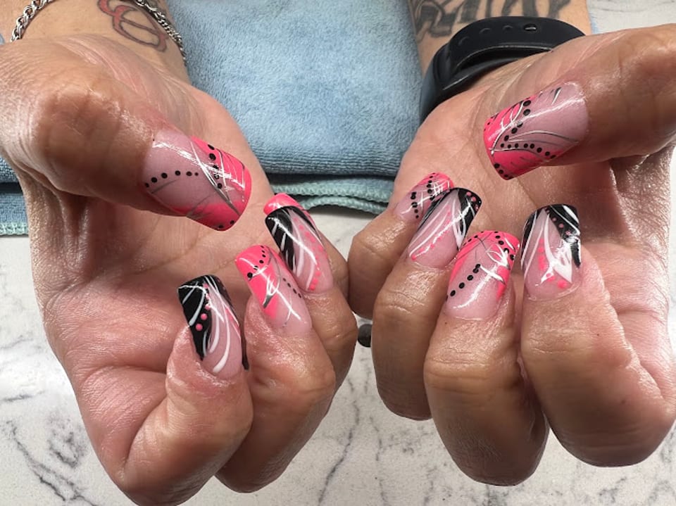 Happy Feet & Nails By Sandy photo 1