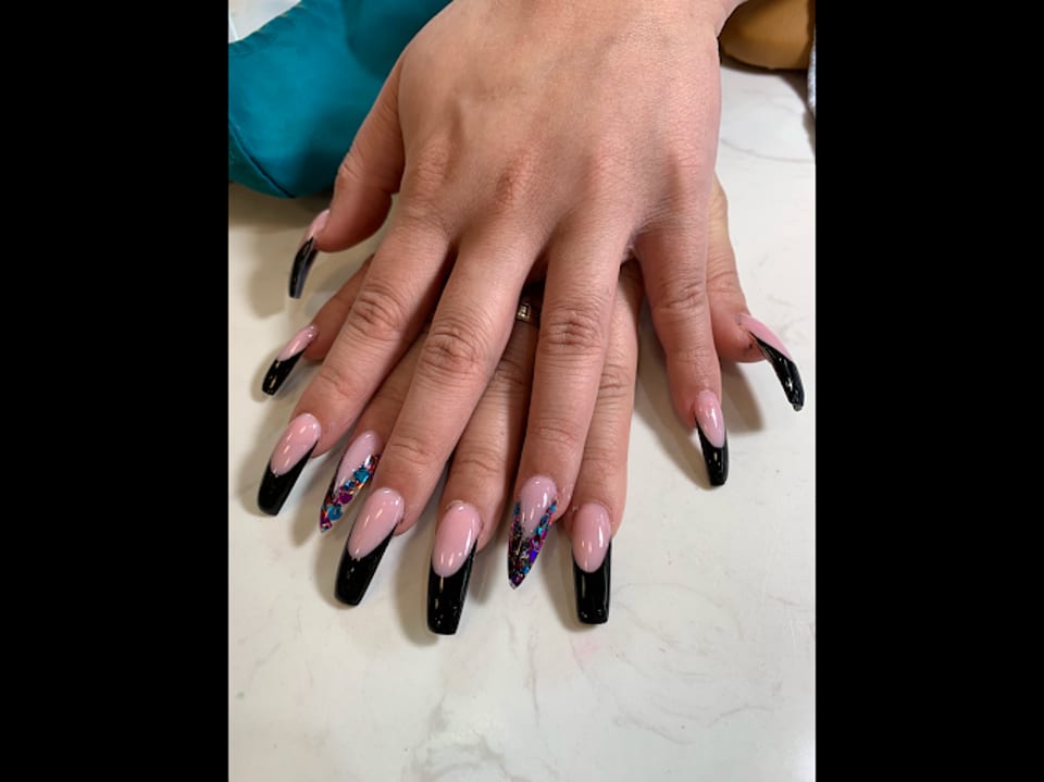 Modern Nails photo 1