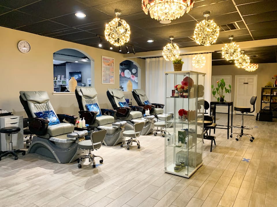 Ivy's Lash & Nail Bar of Sherman photo 1