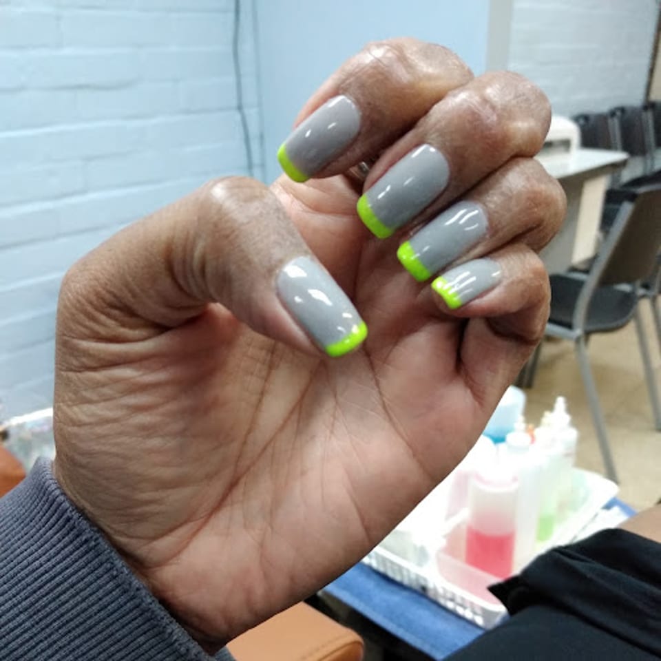 Super Tech Nails photo 1