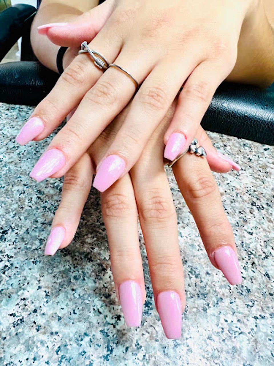 T & V Nail photo 1