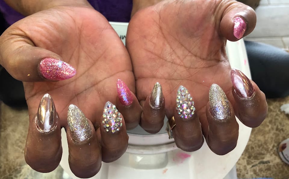 D J Nails photo 1