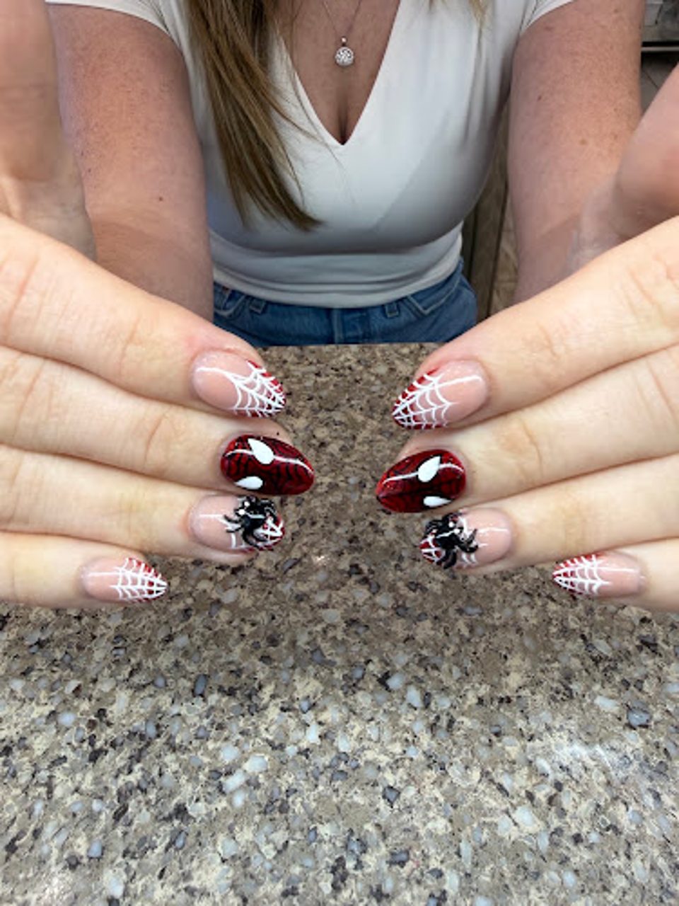 Q NAILS AND SPA photo 1