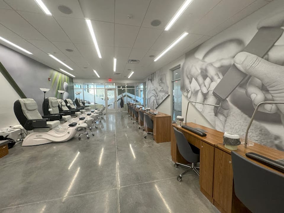 Tooele Technical College Cosmetology/Nail Salon photo 1