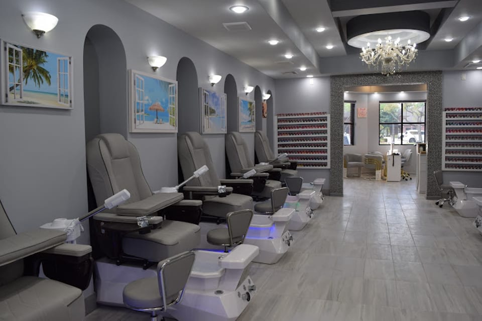 Milan Luxury Nails and Spa photo 1