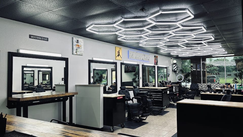 Polished & Sleeked Barbershop photo 1