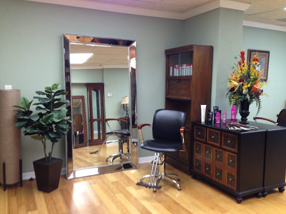 Salon Studio Network photo 1