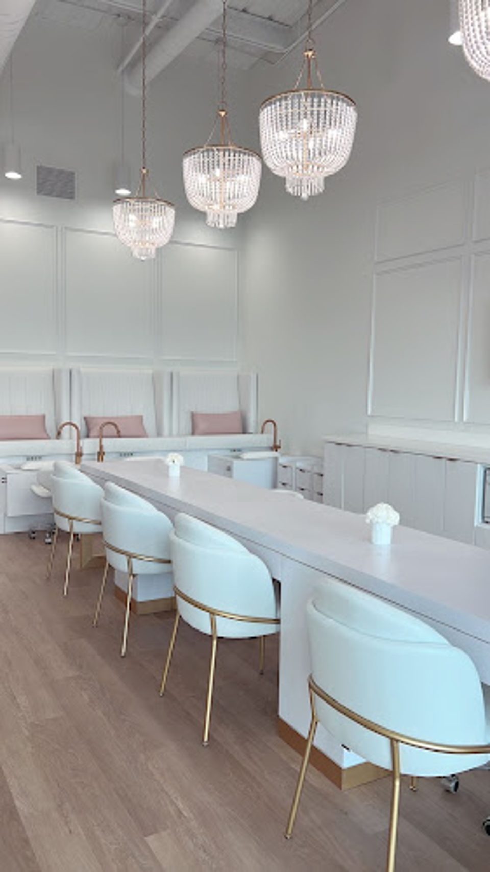 Bloome Beauty Bar & Boutique photo 1