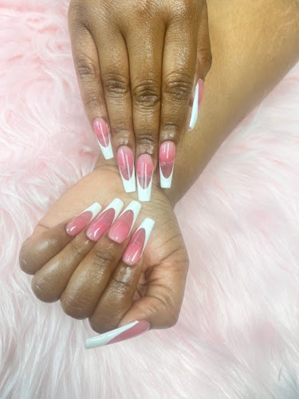 Tic Tac Nails photo 1