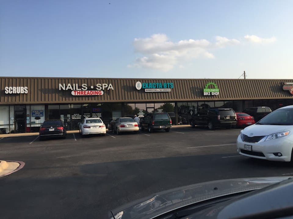 Nails Spa & Threading photo 1