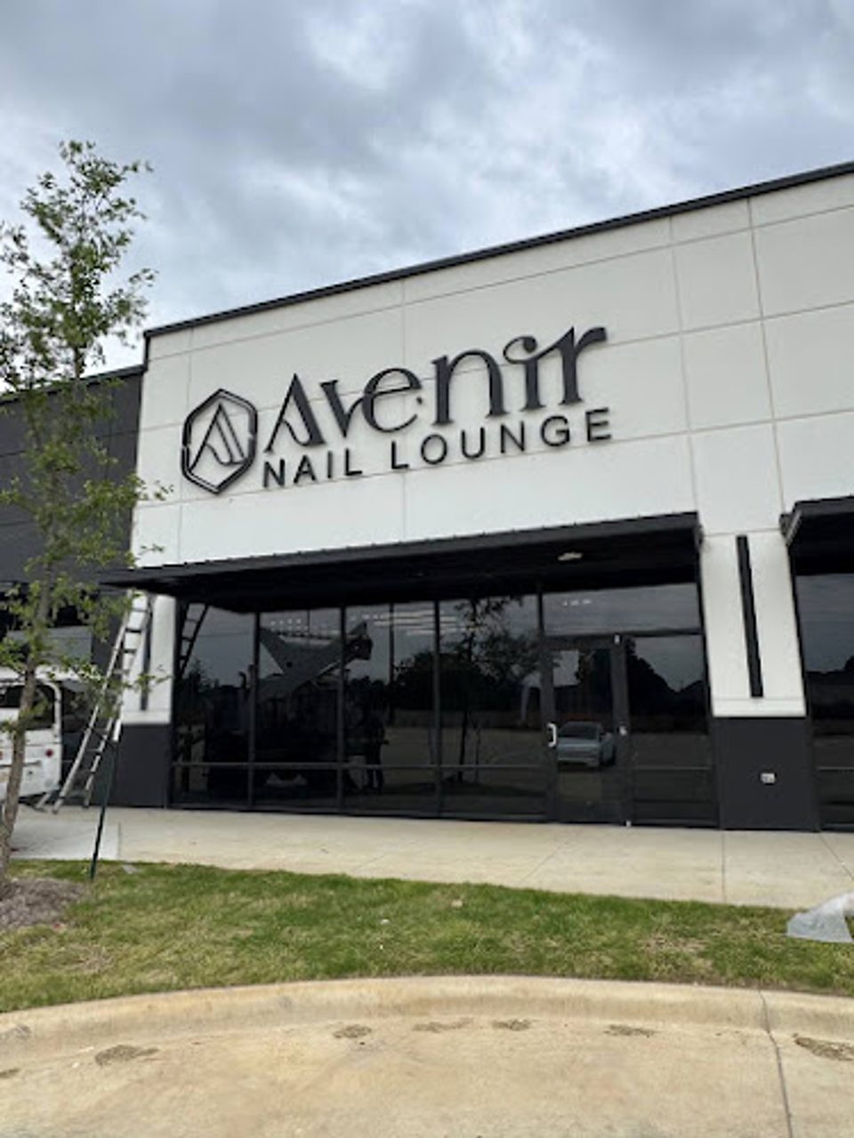 Avenir Nail Lounge photo 1