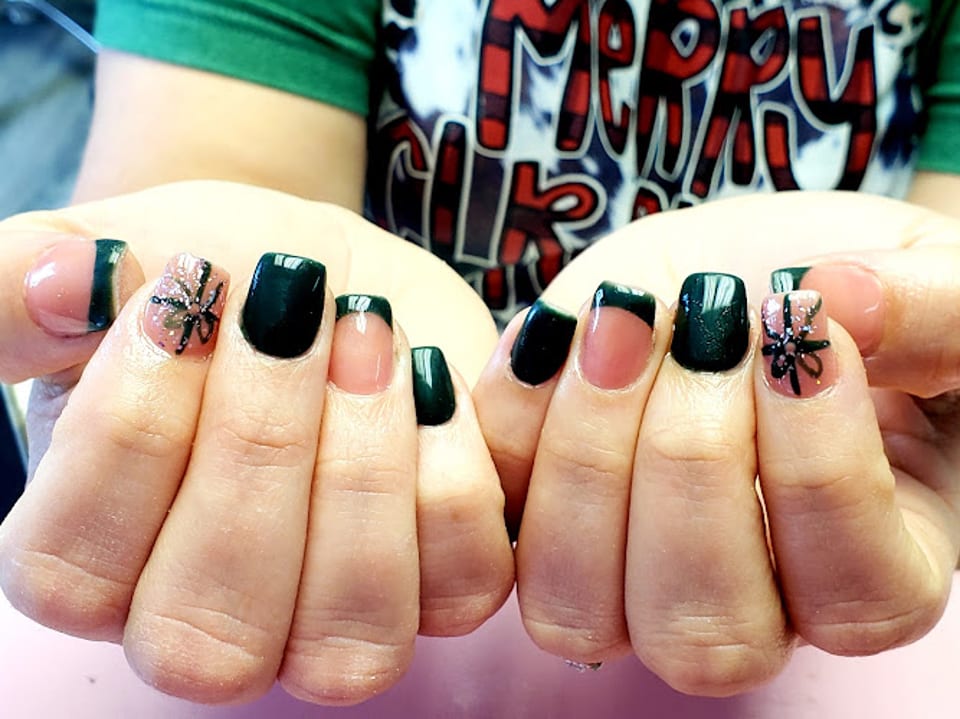Nails By Susan photo 1