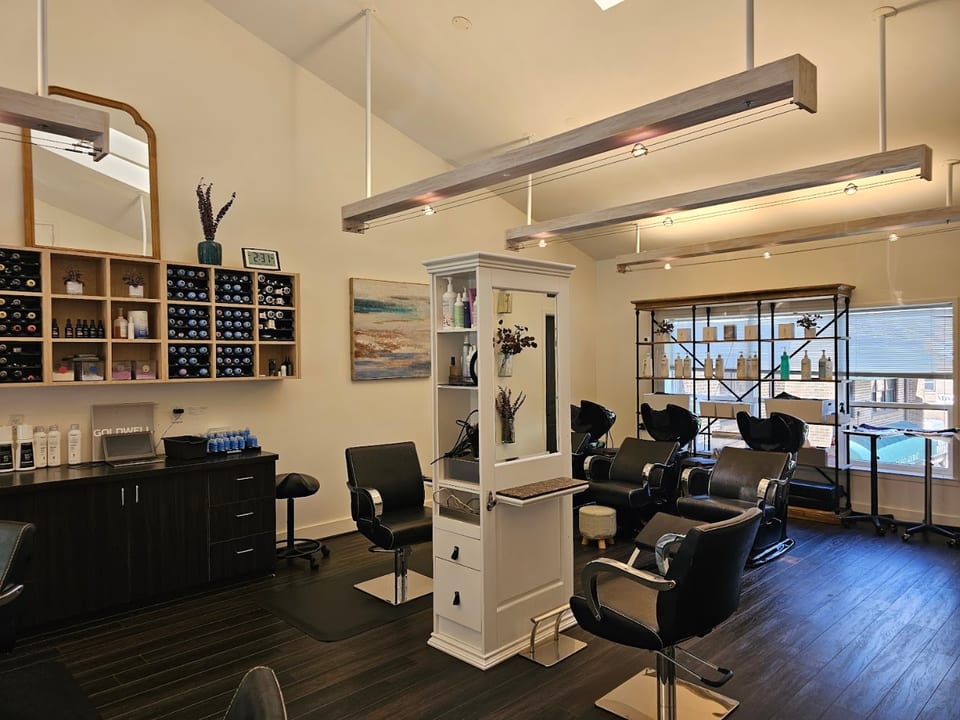 Salon Sage photo 1