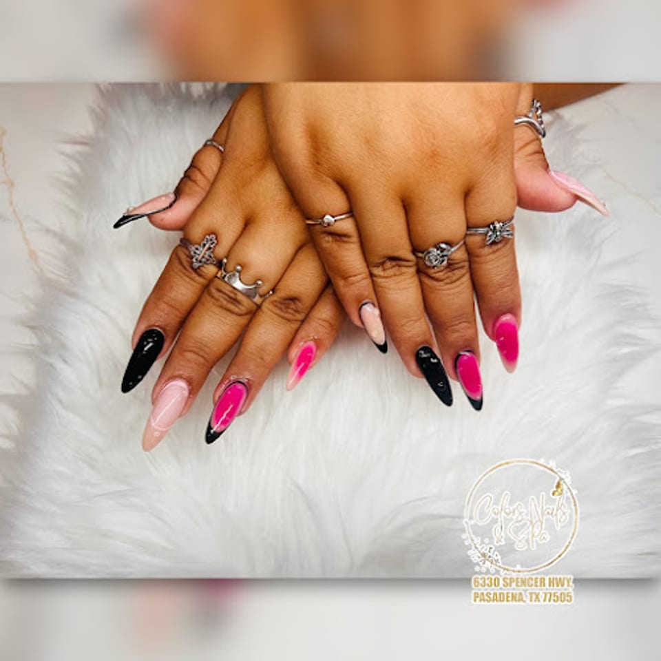 Color Nails & Spa photo 1