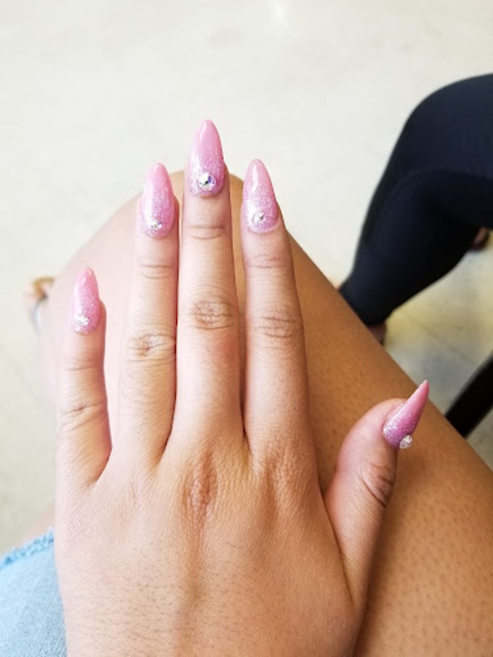 E Z Nails photo 1