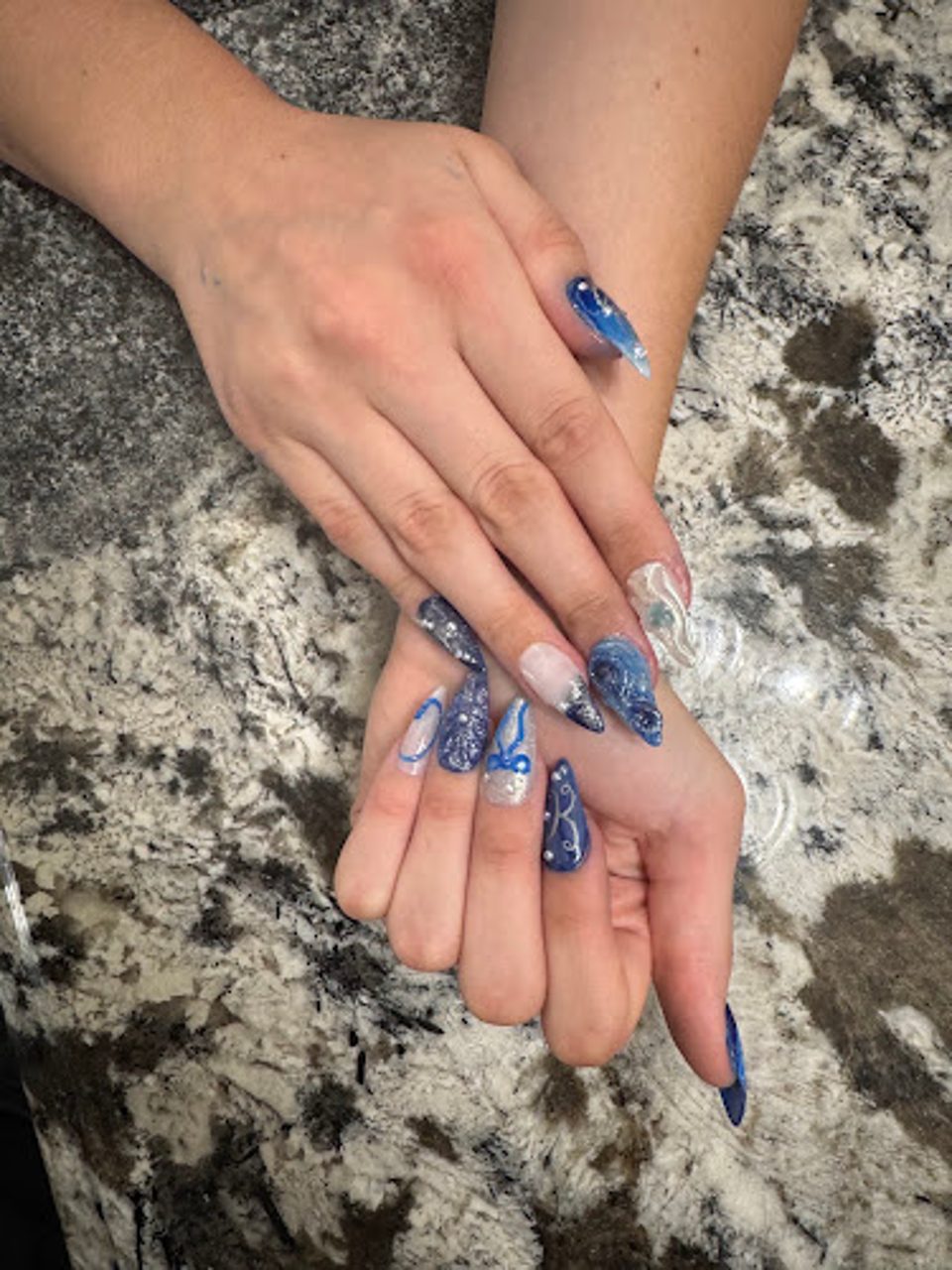 S.Nova nails photo 1