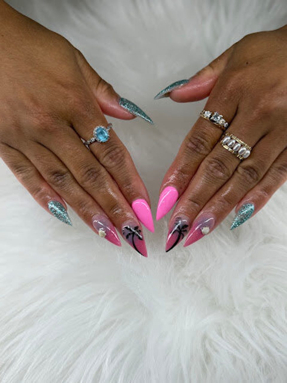 Noire The Nails Bar – Tinseltown photo 1