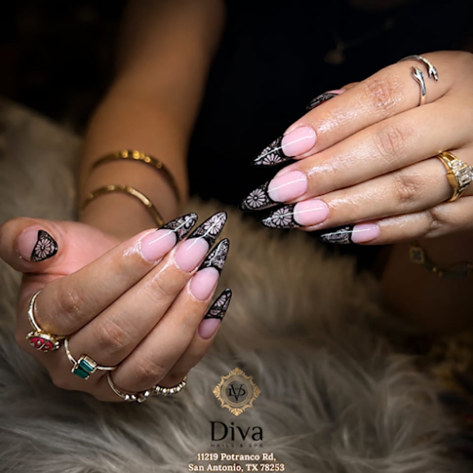 Diva Nails & Spa photo 1