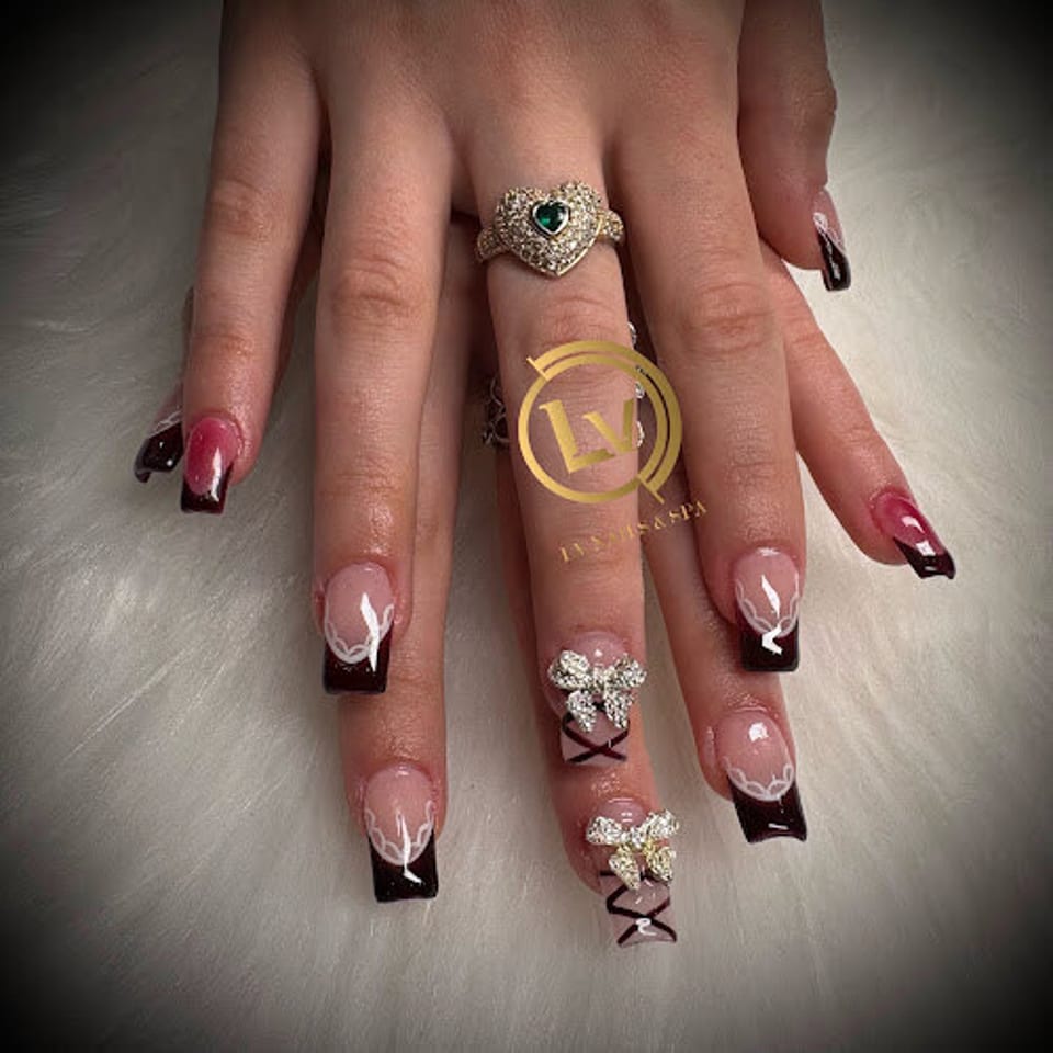 LV Nails & Spa photo 1