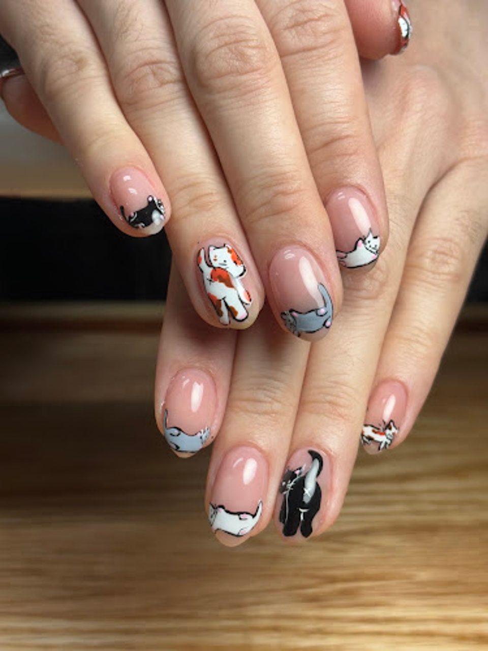 Pearly Nails photo 1