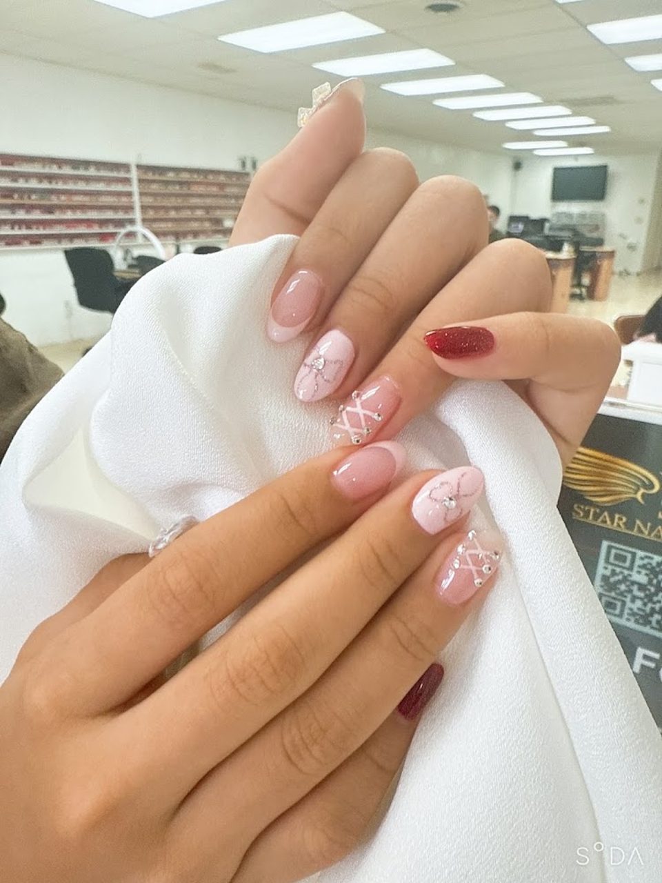 Star Nail & Spa photo 1
