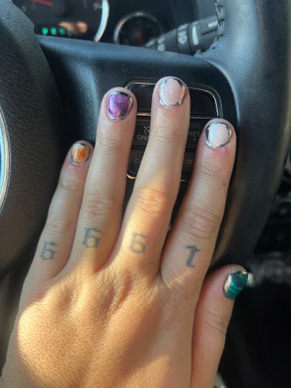 Jill Does Nails photo 1