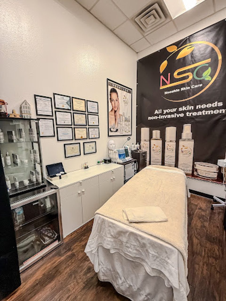 Ascension Salons 8355 photo 1