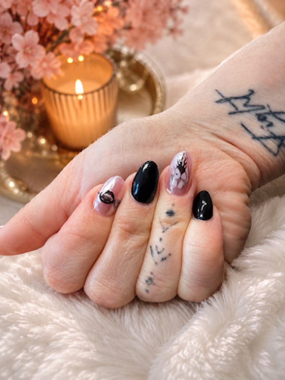 Polished Aura Nails photo 1
