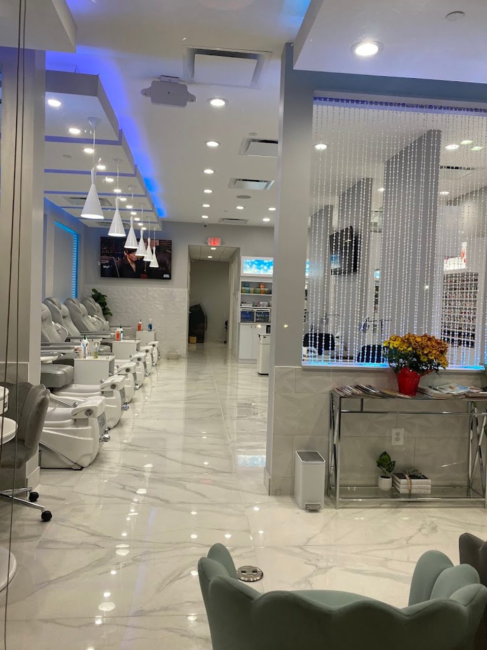Beauty Nail Bar photo 1