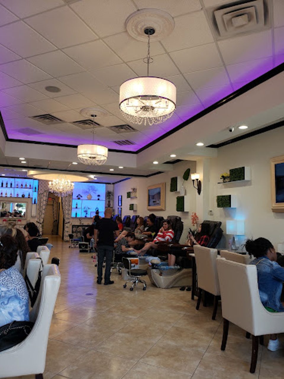 Nail Lounge (Best of Gel-X and Pedicure) photo 1