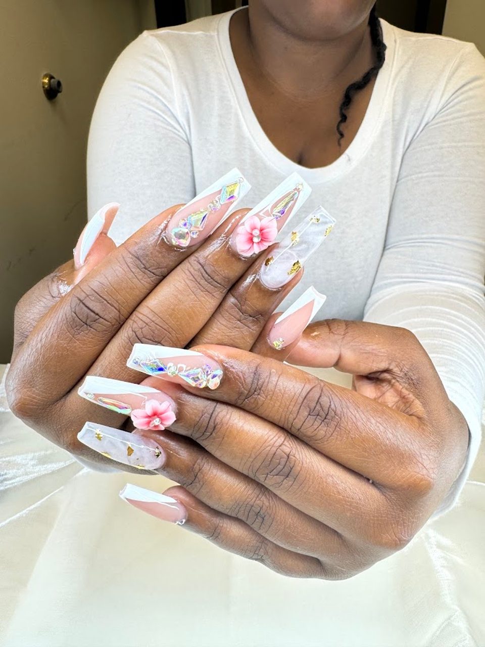 Lyn Nails Artist photo 1