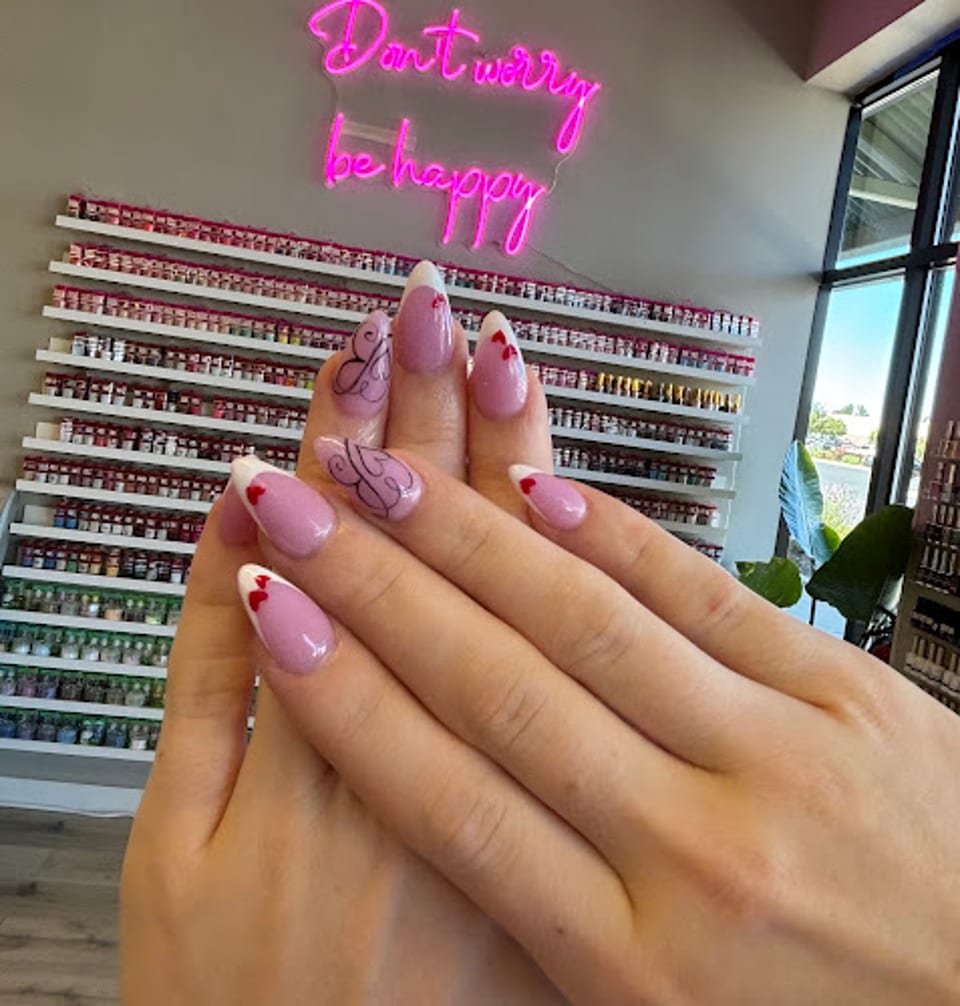 Diamond nailz and spa photo 1