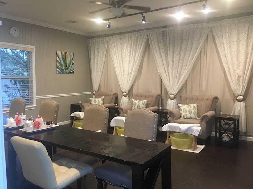 All Natural Nails & Spa photo 1