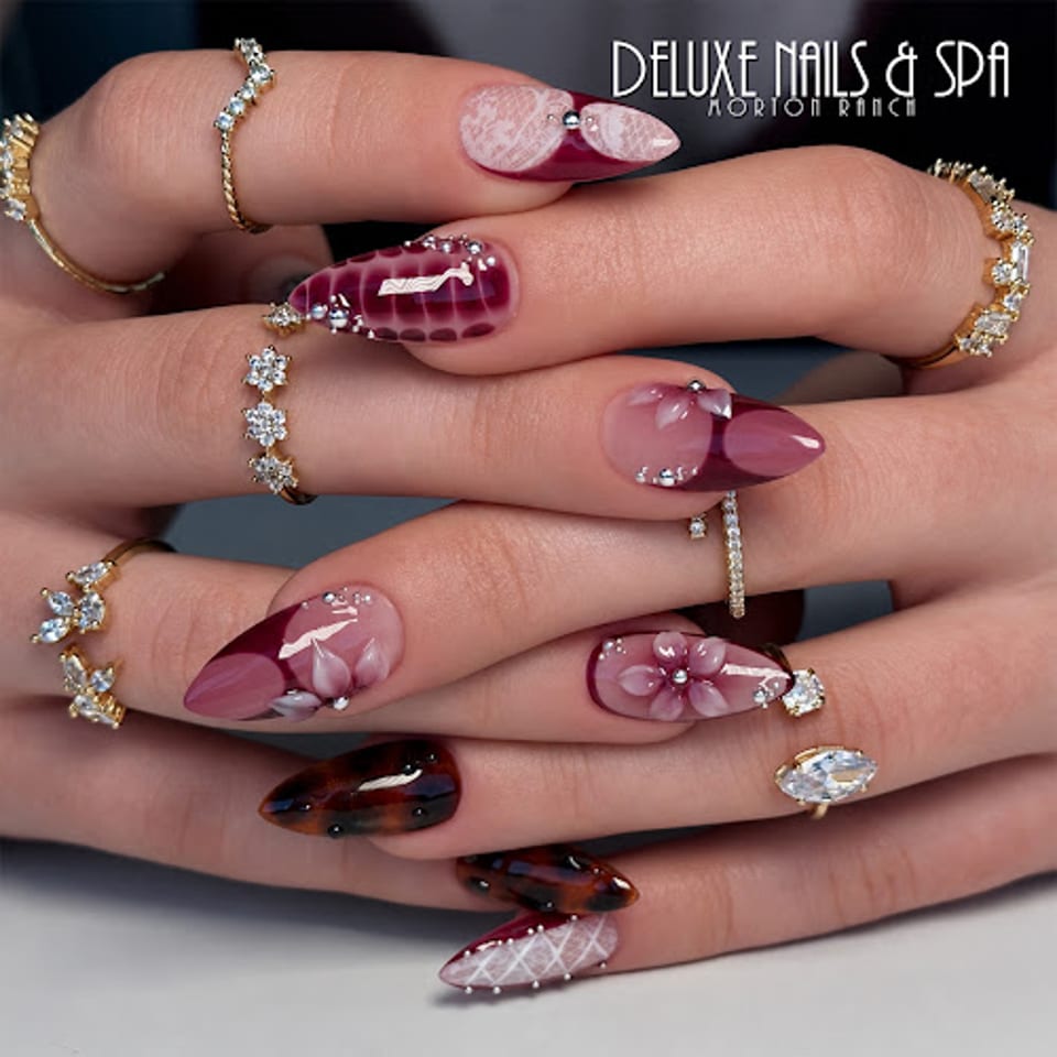 Deluxe Nails & Spa Morton Ranch photo 1