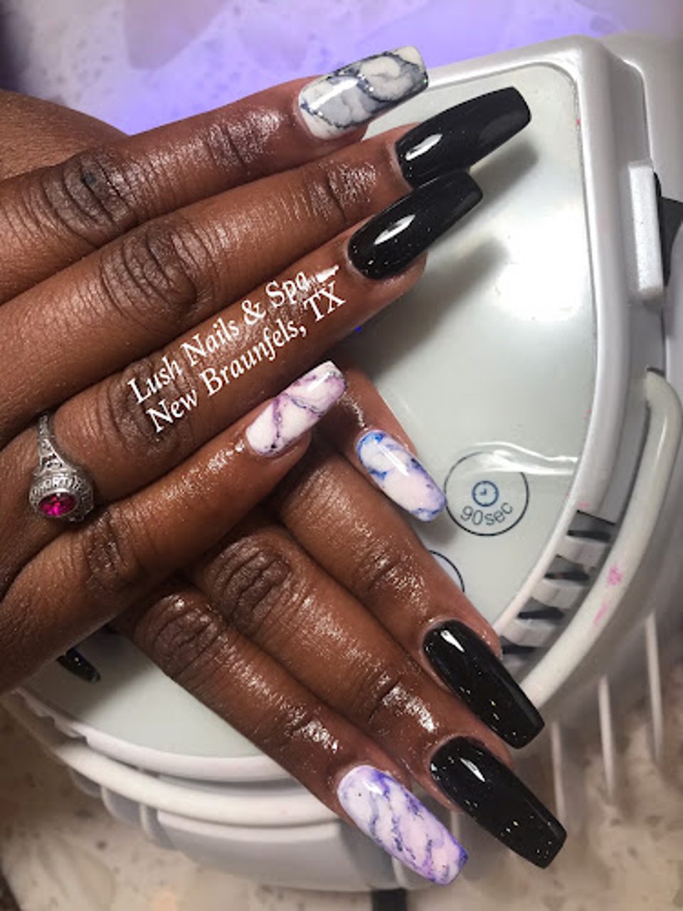LUSH NAILS & SPA photo 1