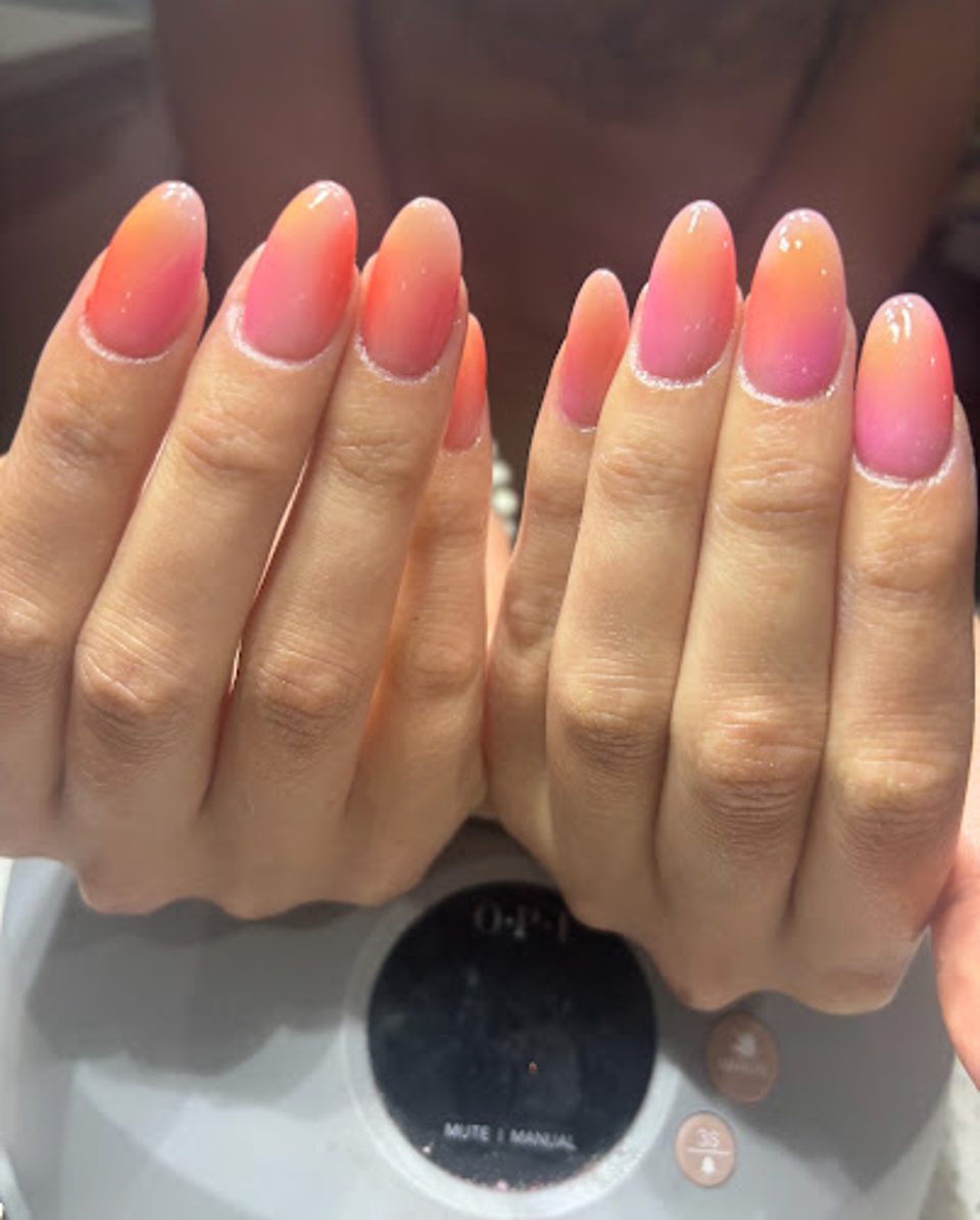 Builder Nails & Spa photo 1