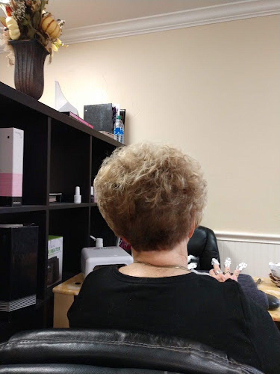 Gina's Salon photo 1
